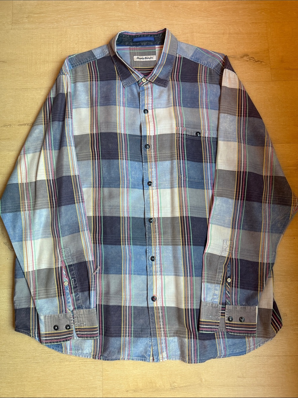Like NEW Tommy Bahama men’s XXL Blue and Brown Plaid Button-Down Shirt